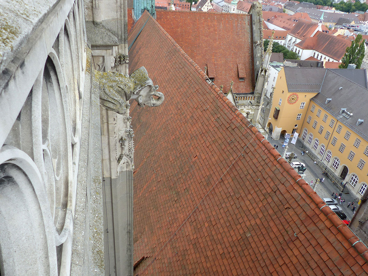 Brücke zwischen den Domtürmen in Regensburg