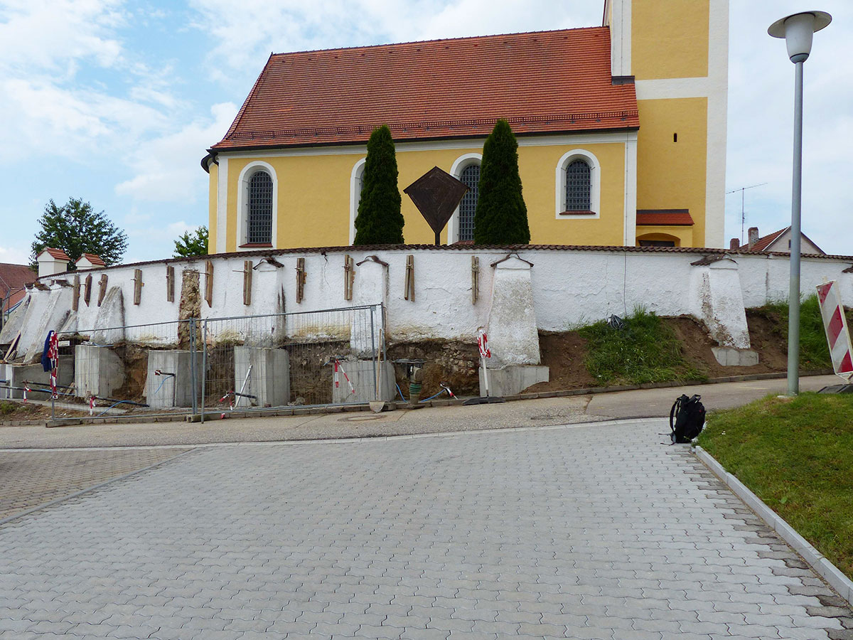 Friedhofsmauer in Sallingberg